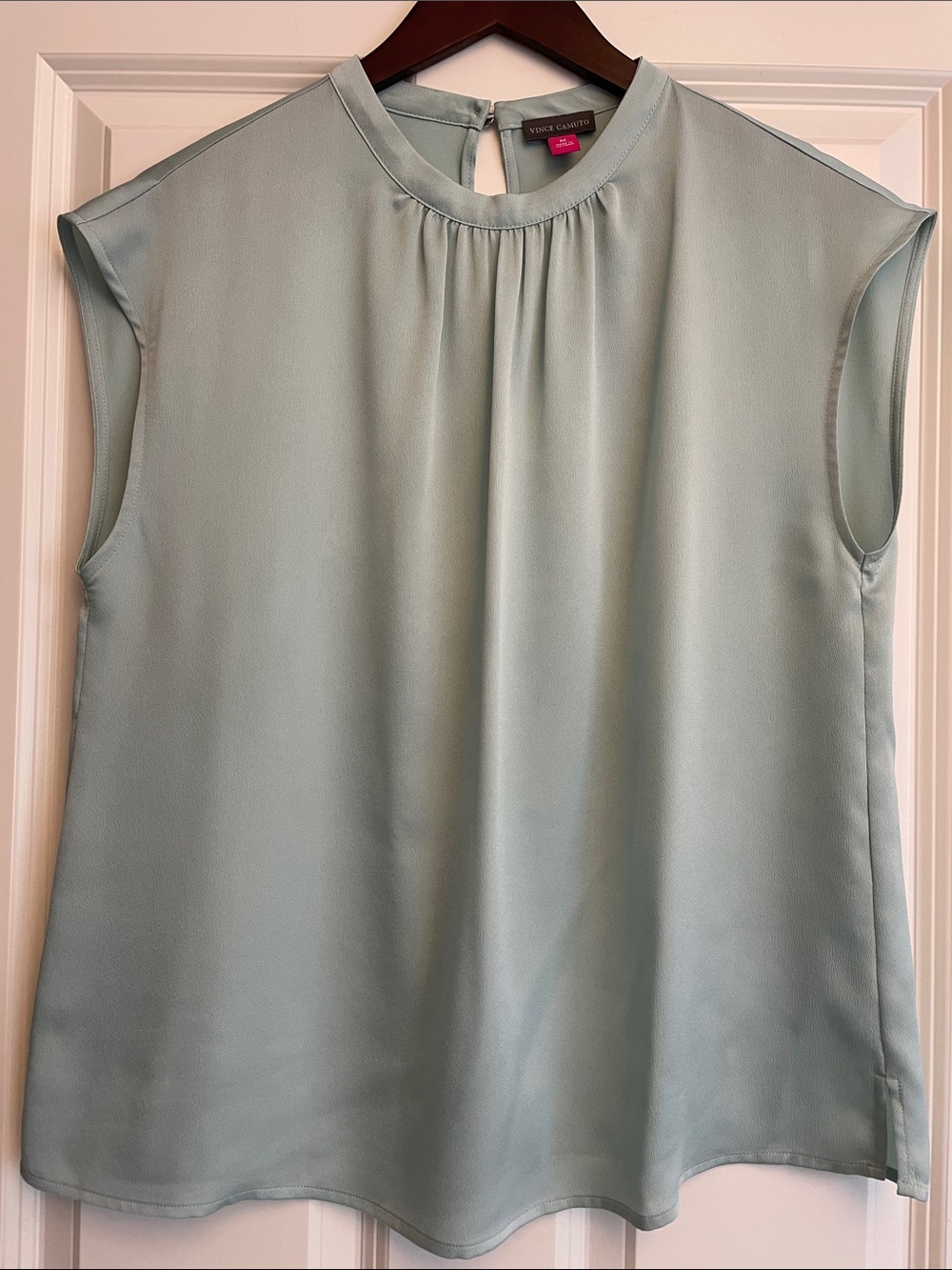 Vince Camuto Mint Green Sleeveless Shell Top